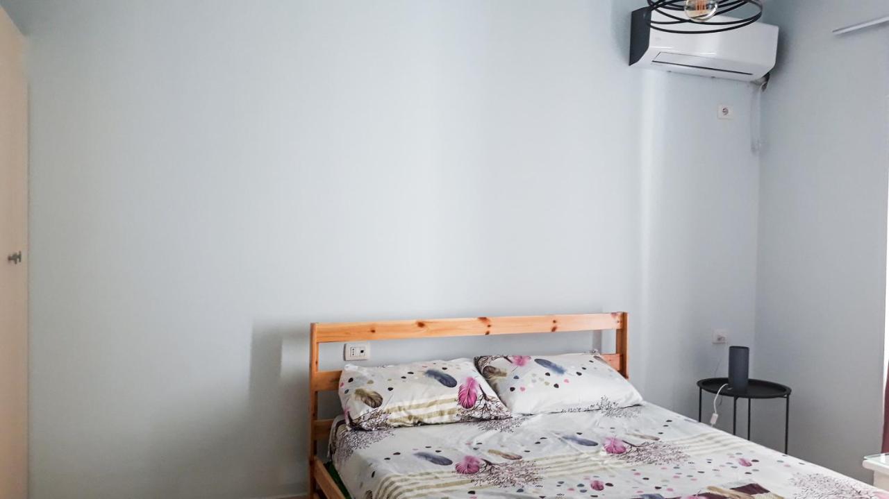 Hotel Sea Breeze Saranda Kültér fotó