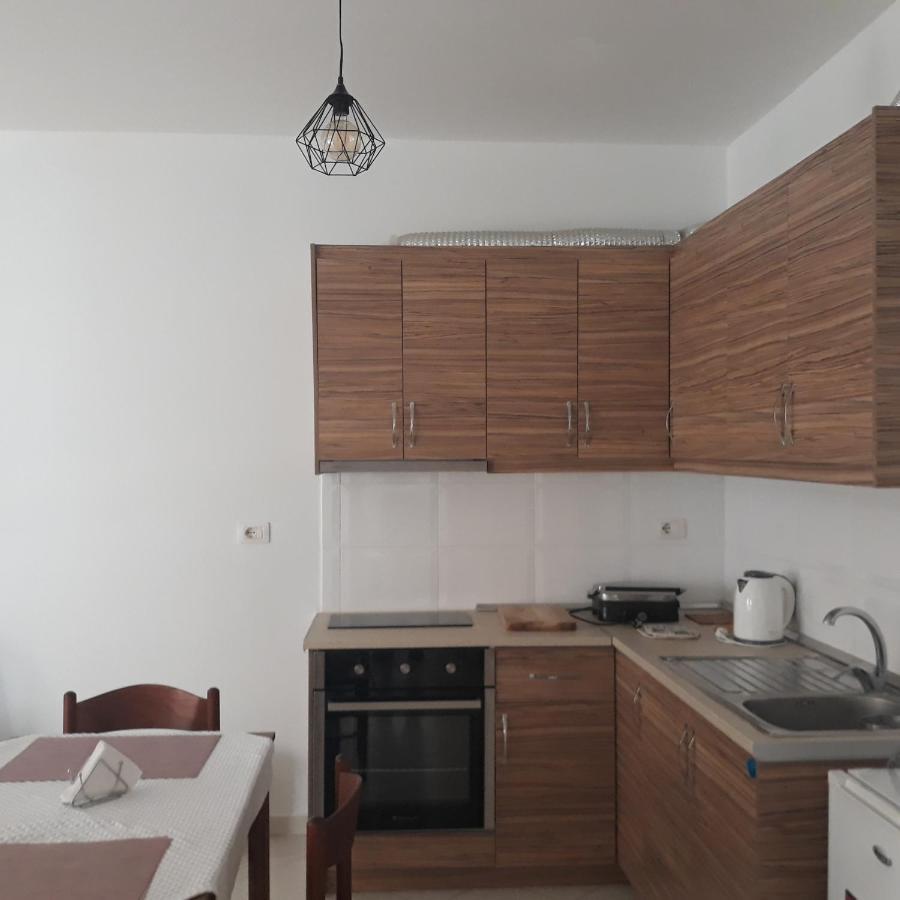 Hotel Sea Breeze Saranda Kültér fotó
