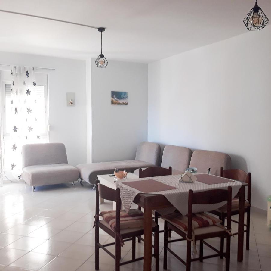 Hotel Sea Breeze Saranda Kültér fotó