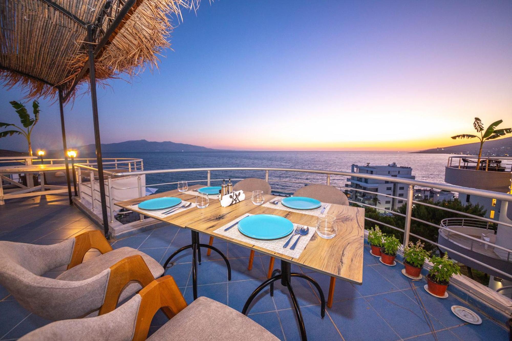 Hotel Sea Breeze Saranda Kültér fotó