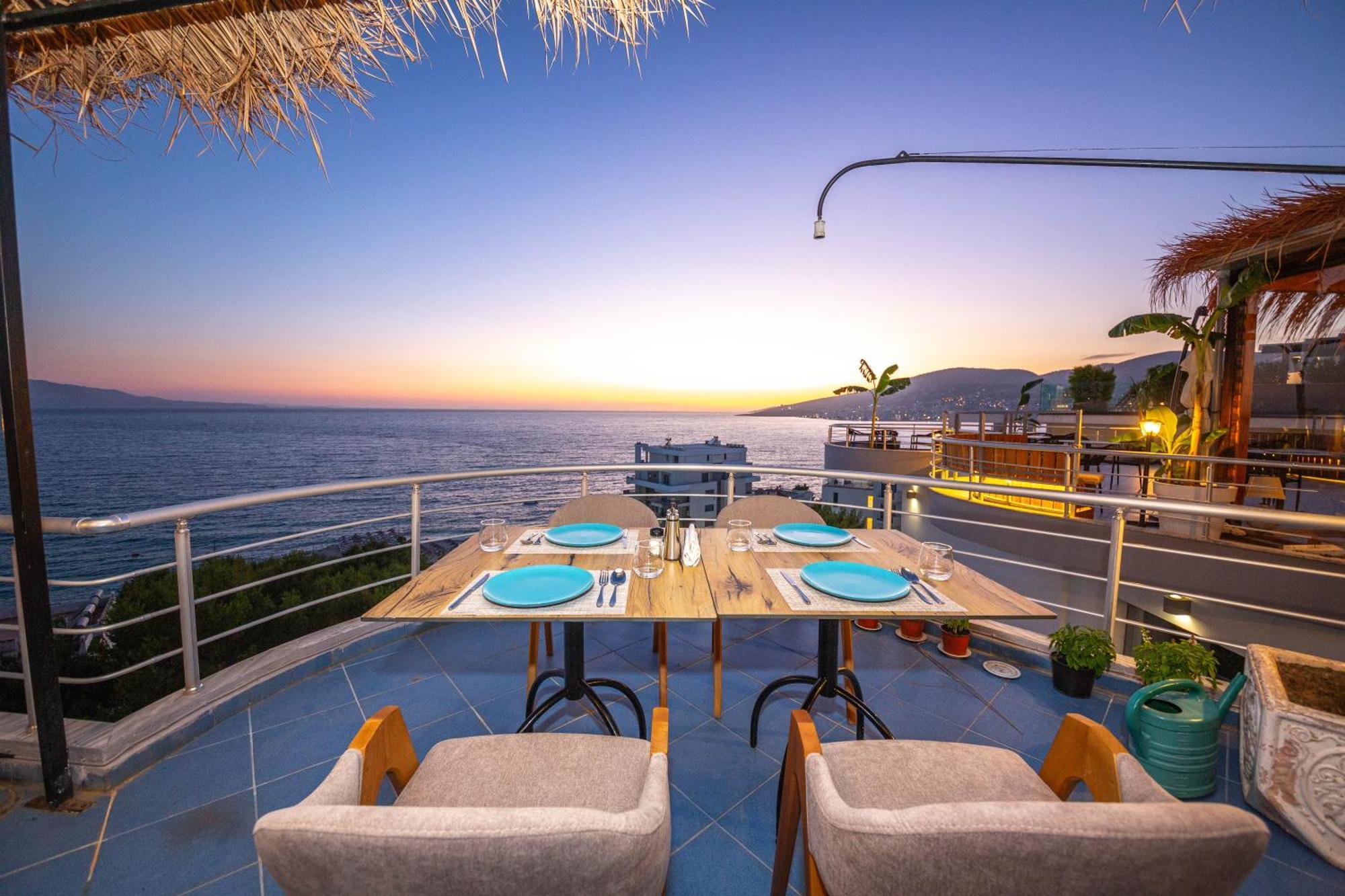 Hotel Sea Breeze Saranda Kültér fotó