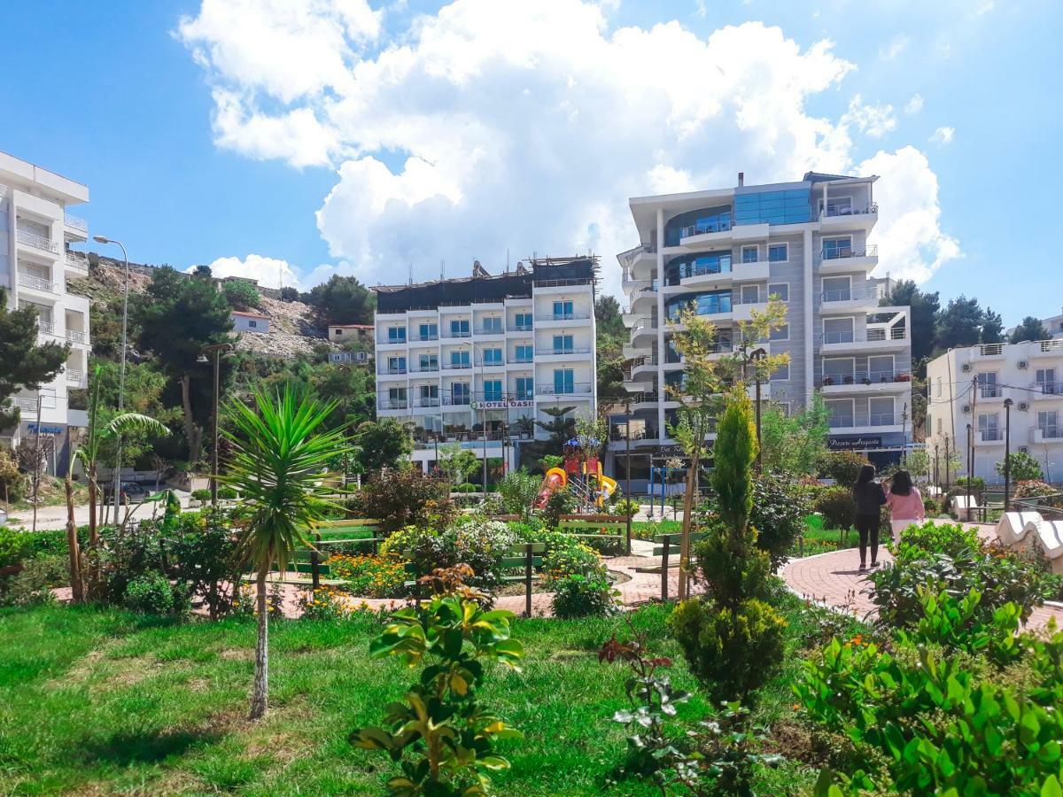 Hotel Sea Breeze Saranda Kültér fotó